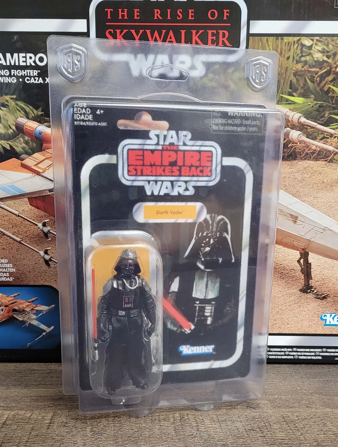 Darth Vader [VC08] – Star Wars 3.75-inch The Vintage Collection Action Figure