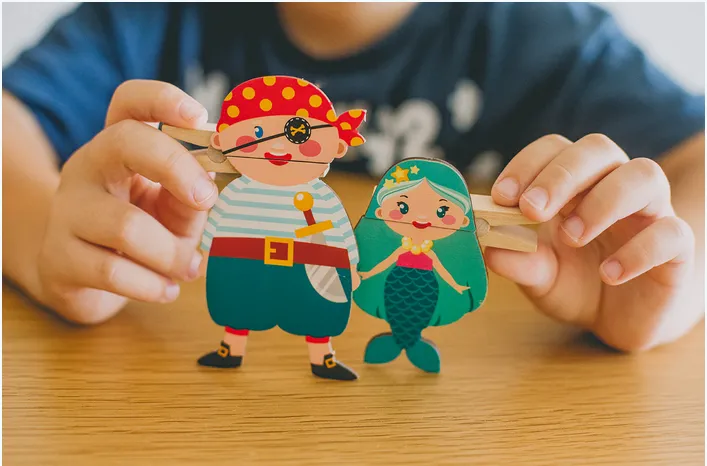 Pirate Clothespin Puppets